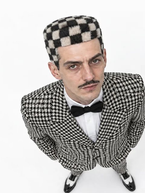 Xadrez Mendes, personagem de IA da galeria do Higgsfield